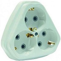 Розетка накладная с заземлением Кунцево 3-м. белый картинка